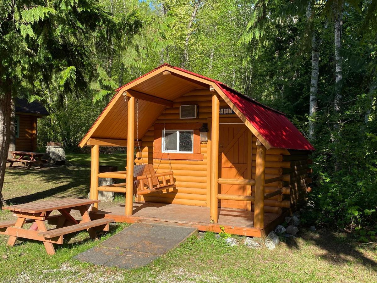 Revelstoke Rv & Cabin Resort 외부 사진