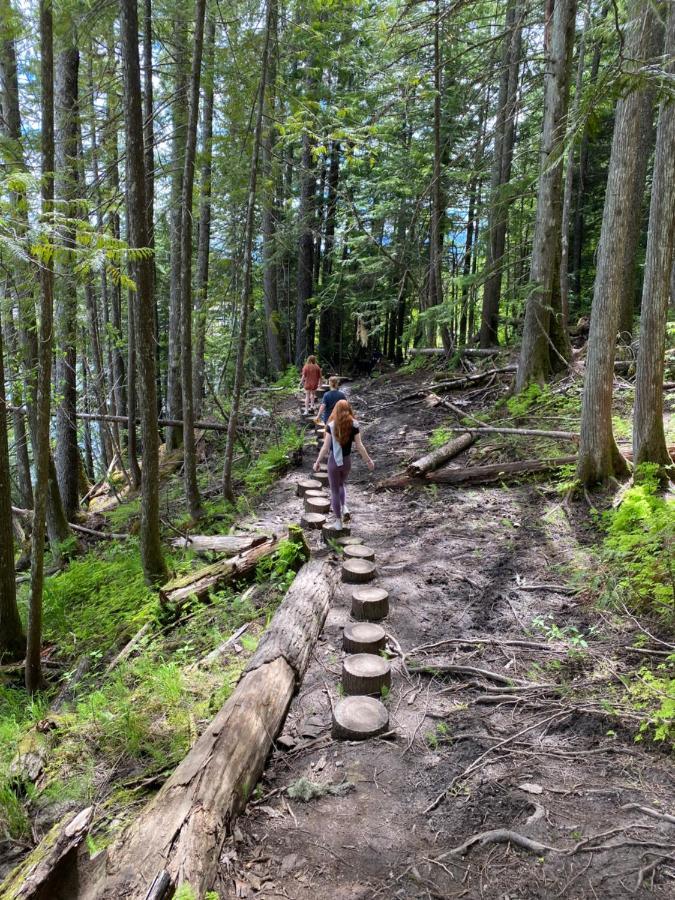 Revelstoke Rv & Cabin Resort 외부 사진